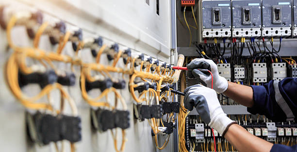 Professional Electrician technician working in Shepherd, MI